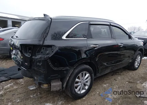 2018 Kia Sorento 2.4L Lx z USA, uszkodzony, nr VIN 5XYPGDA33JG351118